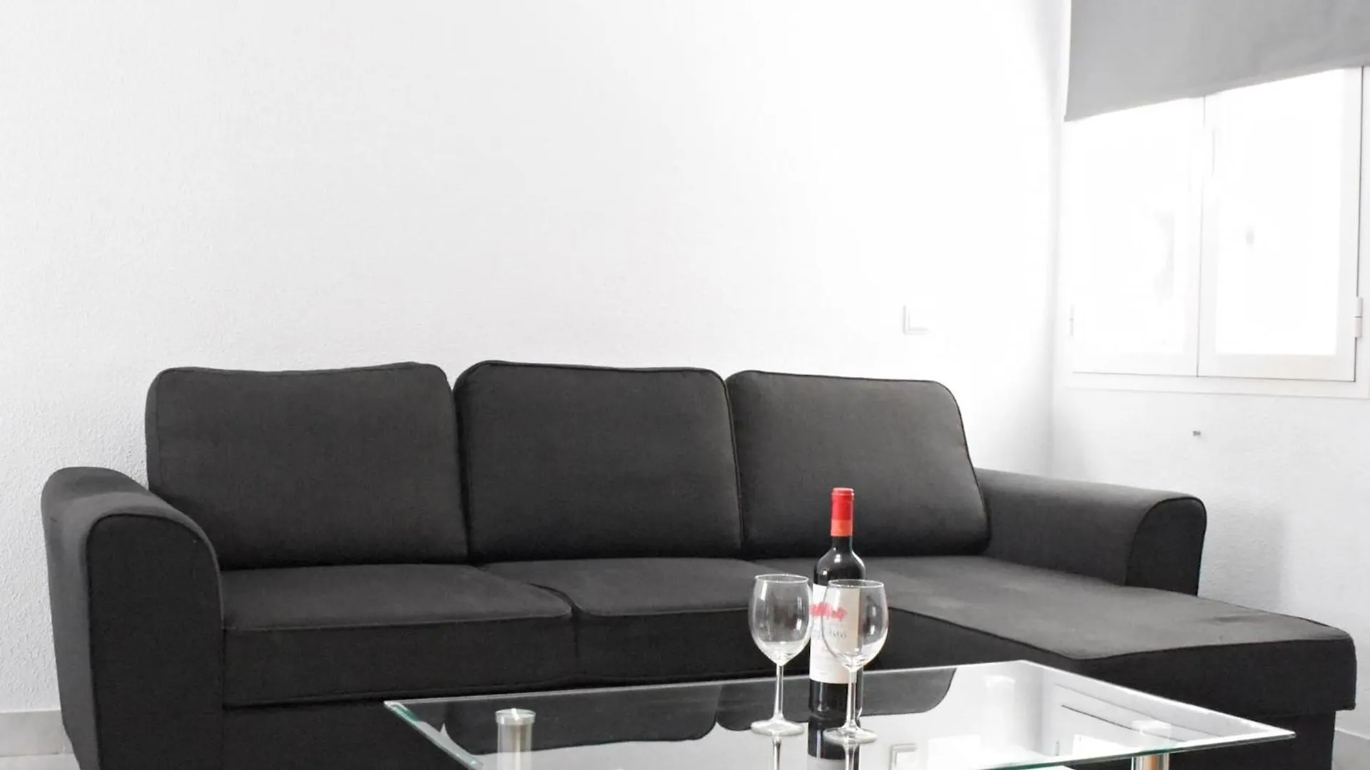 Fabuloso apartamento junto al Soho con parking privado Málaga