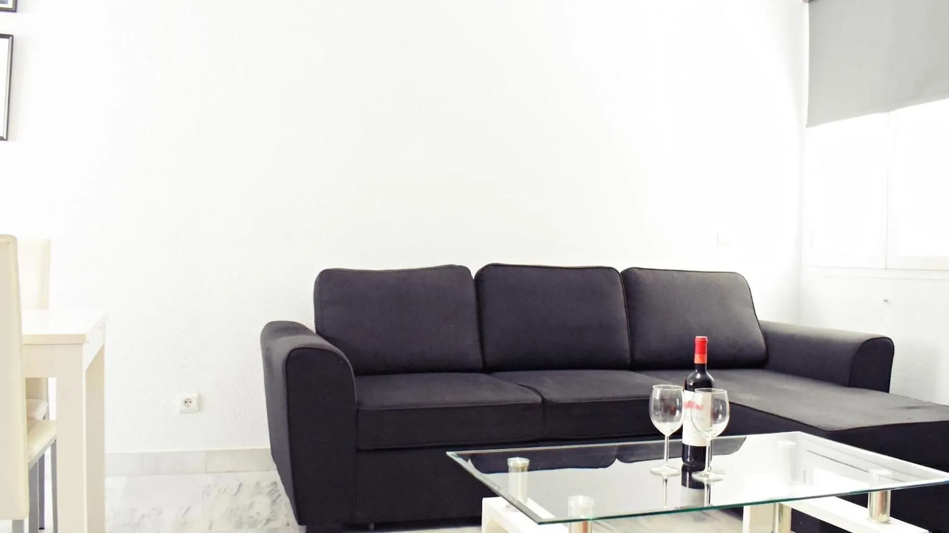 Fabuloso apartamento junto al Soho con parking privado Málaga 0*,