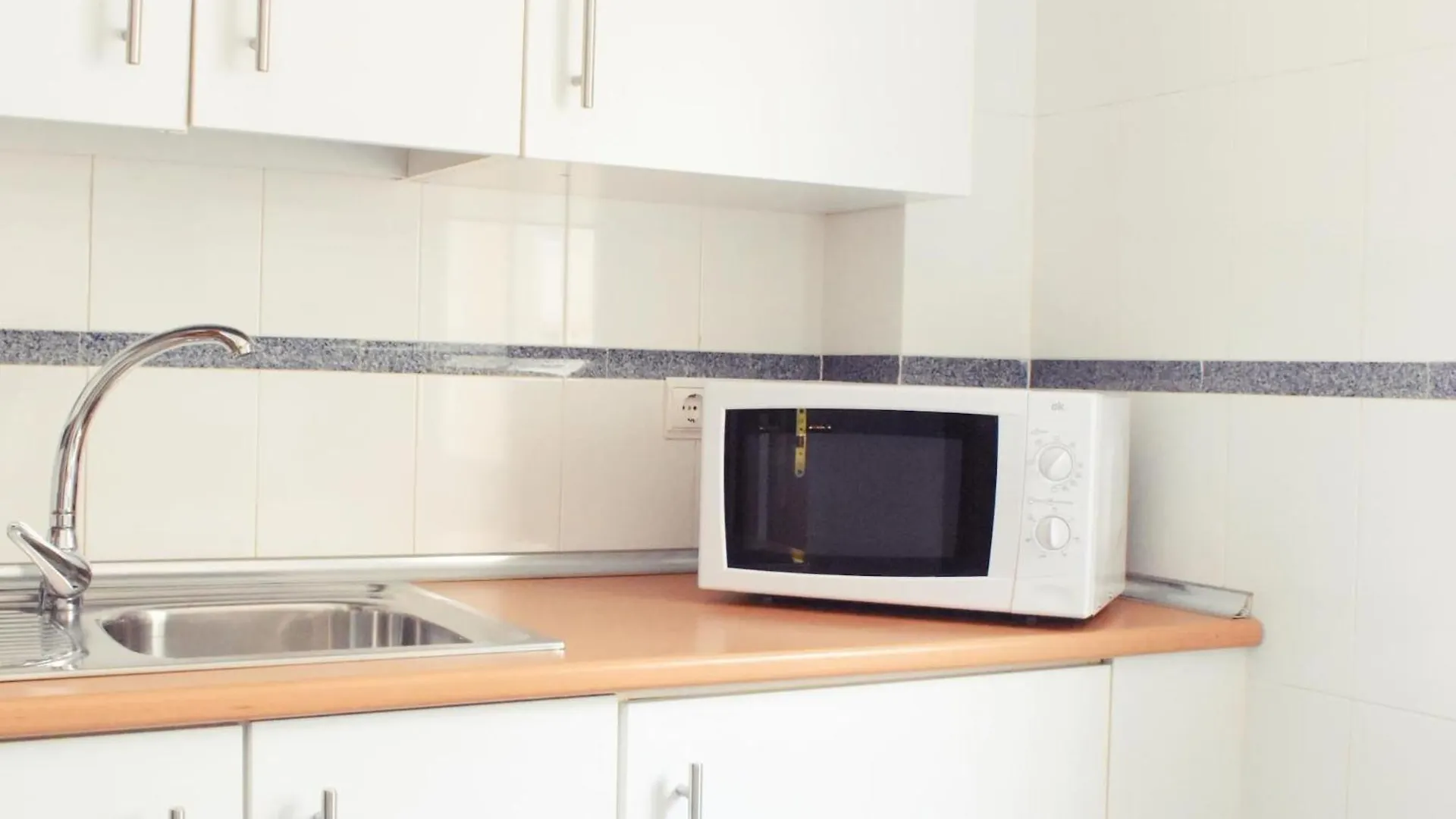 Fabuloso apartamento junto al Soho con parking privado Málaga