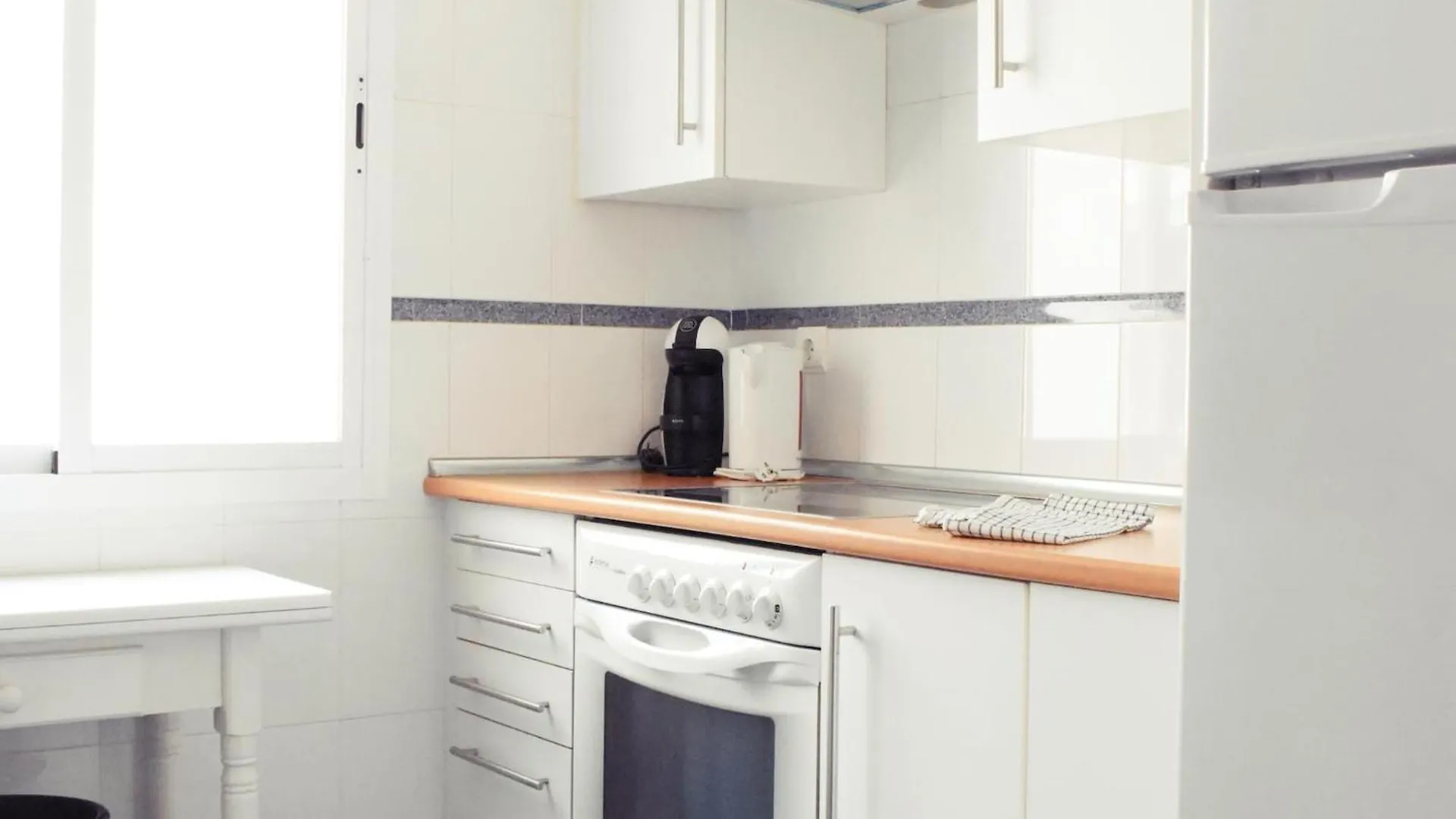 Fabuloso apartamento junto al Soho con parking privado Málaga