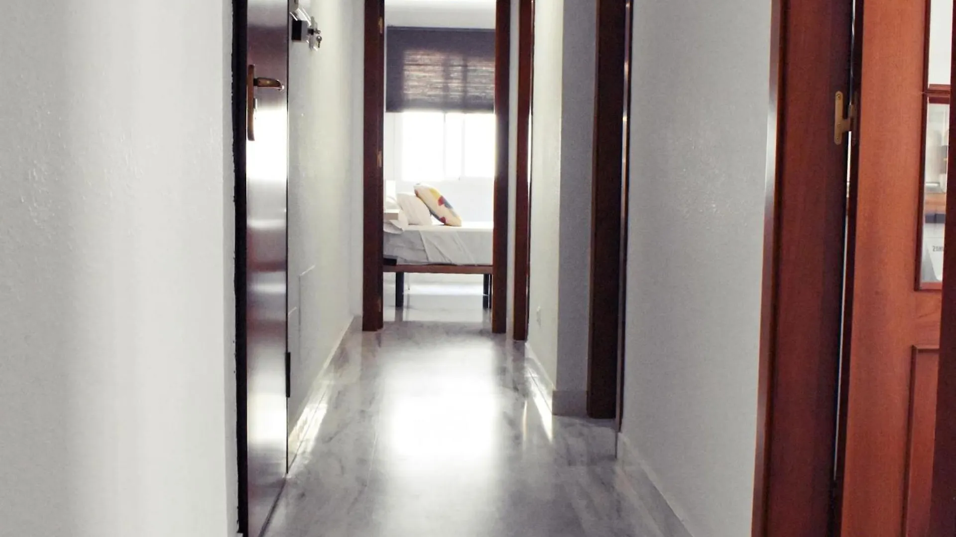 Fabuloso apartamento junto al Soho con parking privado Málaga