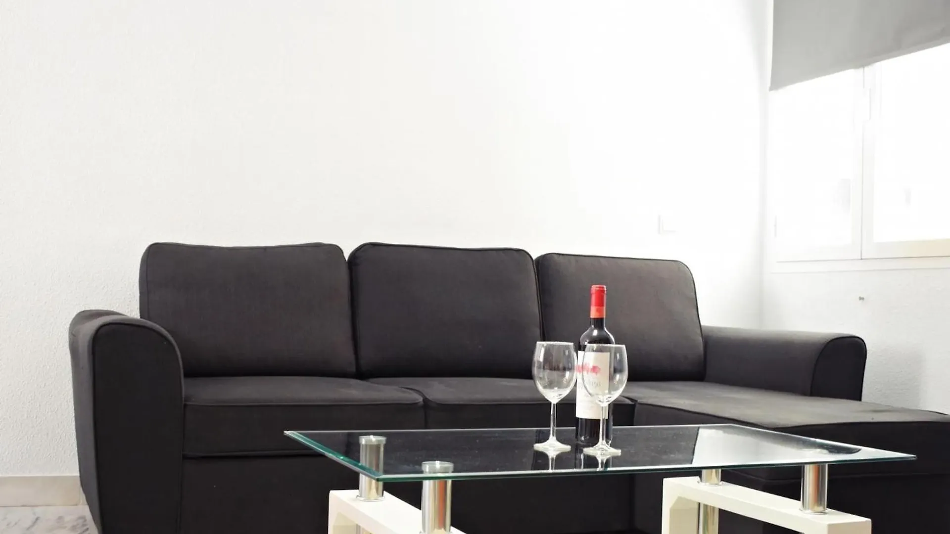 Fabuloso apartamento junto al Soho con parking privado Málaga