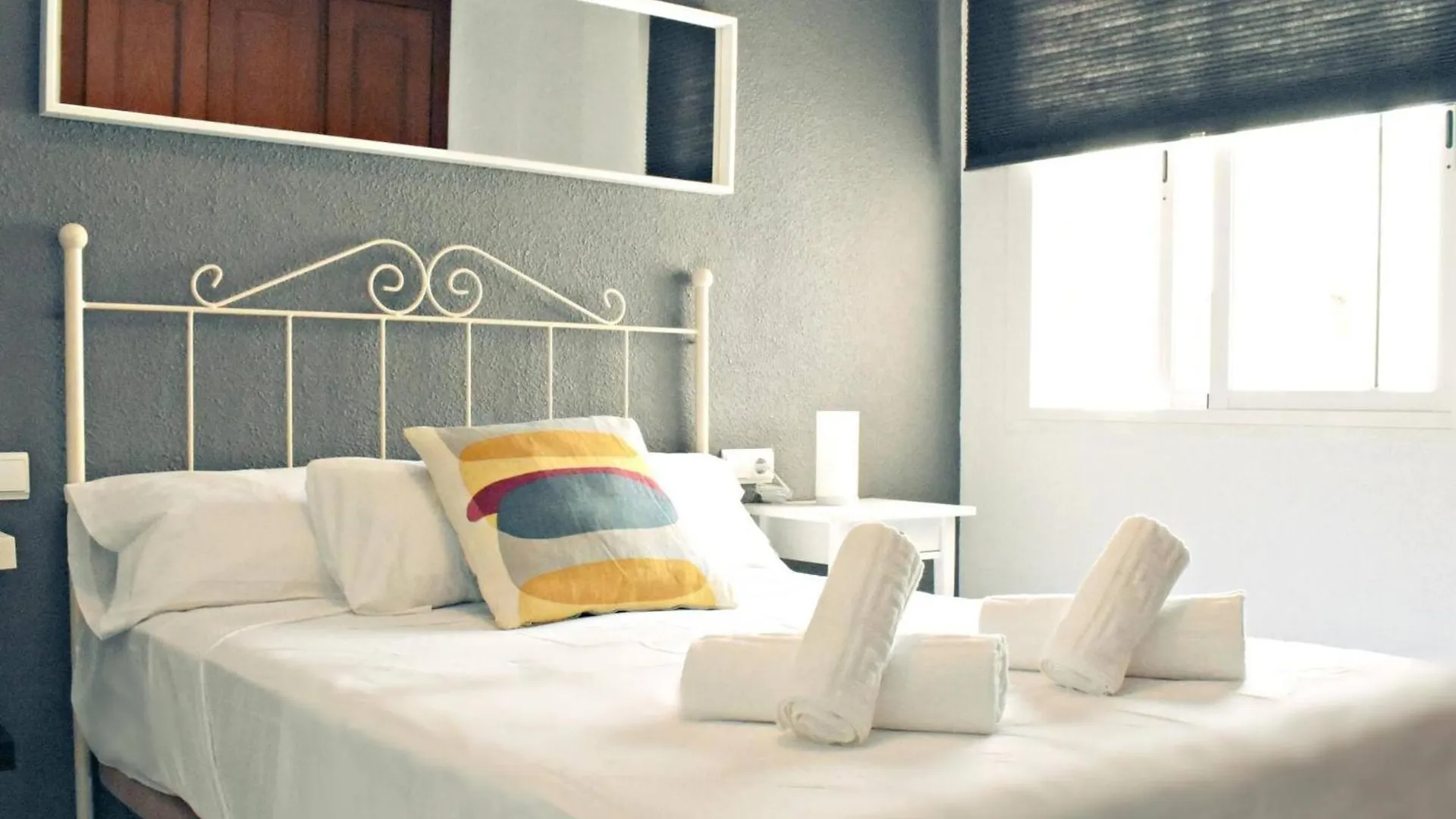 Fabuloso apartamento junto al Soho con parking privado Málaga