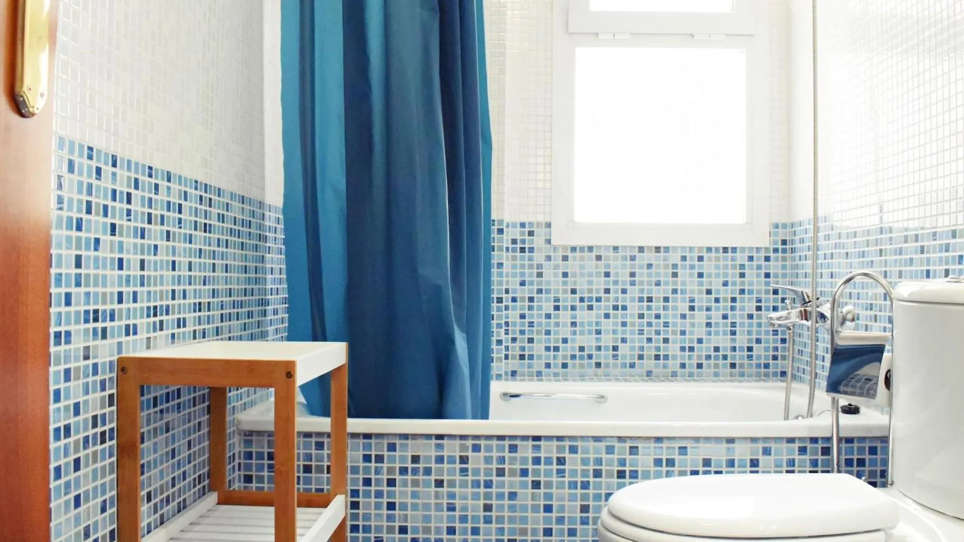 Fabuloso apartamento junto al Soho con parking privado Málaga 0*,