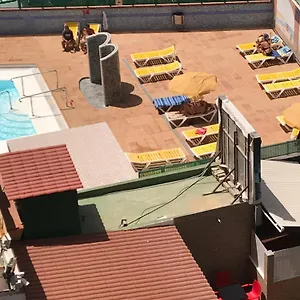 yumbo-beach-apartment-2-with-high-speed-free-internet.in-canary-islands.com/